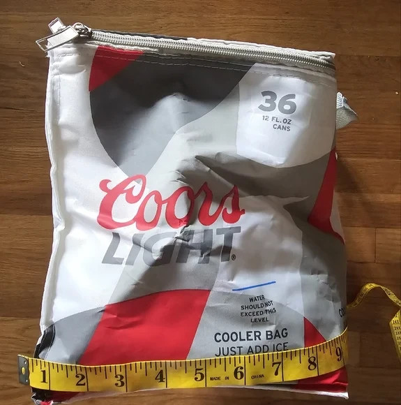 Coors Light Rectangular Zippered Soft Cooler Bag For Drinks Holds 36 12 OZ Cans