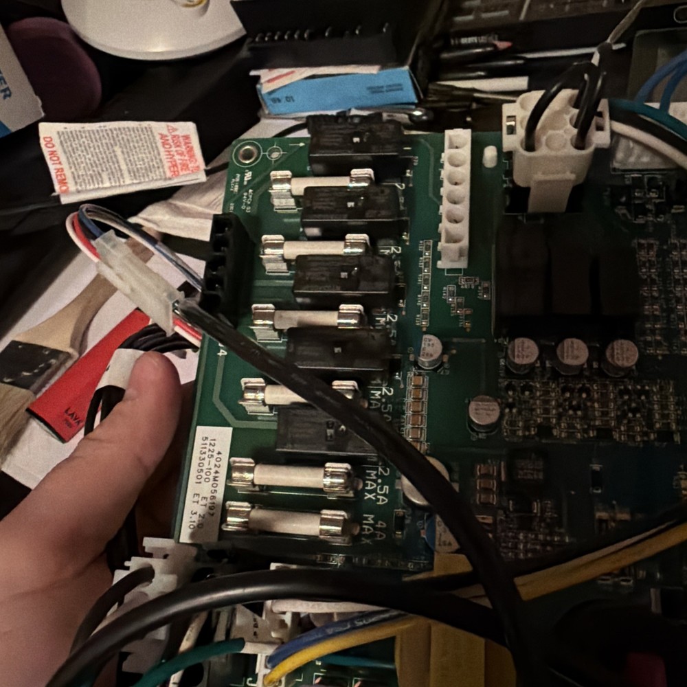 WellMclain Tankless Water Heater Boar With Thermostat And Wiring 4024MO56197