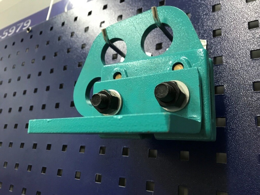 Mo Clamp style 4050 Multi-Angle pulling clamp-Auto body frame machine-clamp pull