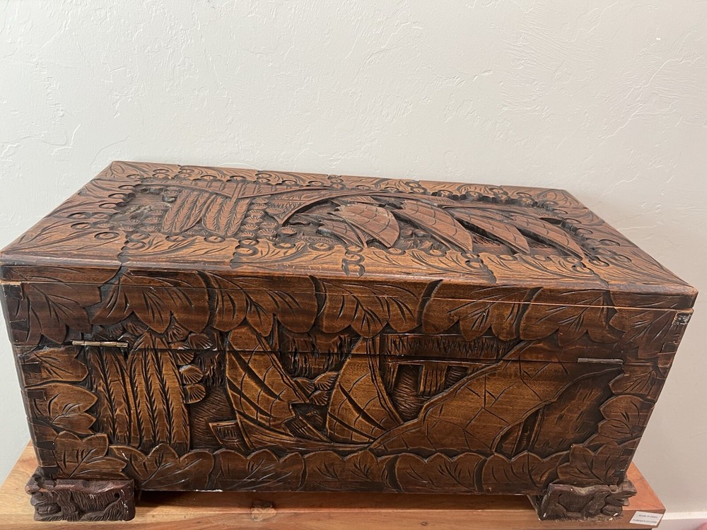 Chest (Wooden)
