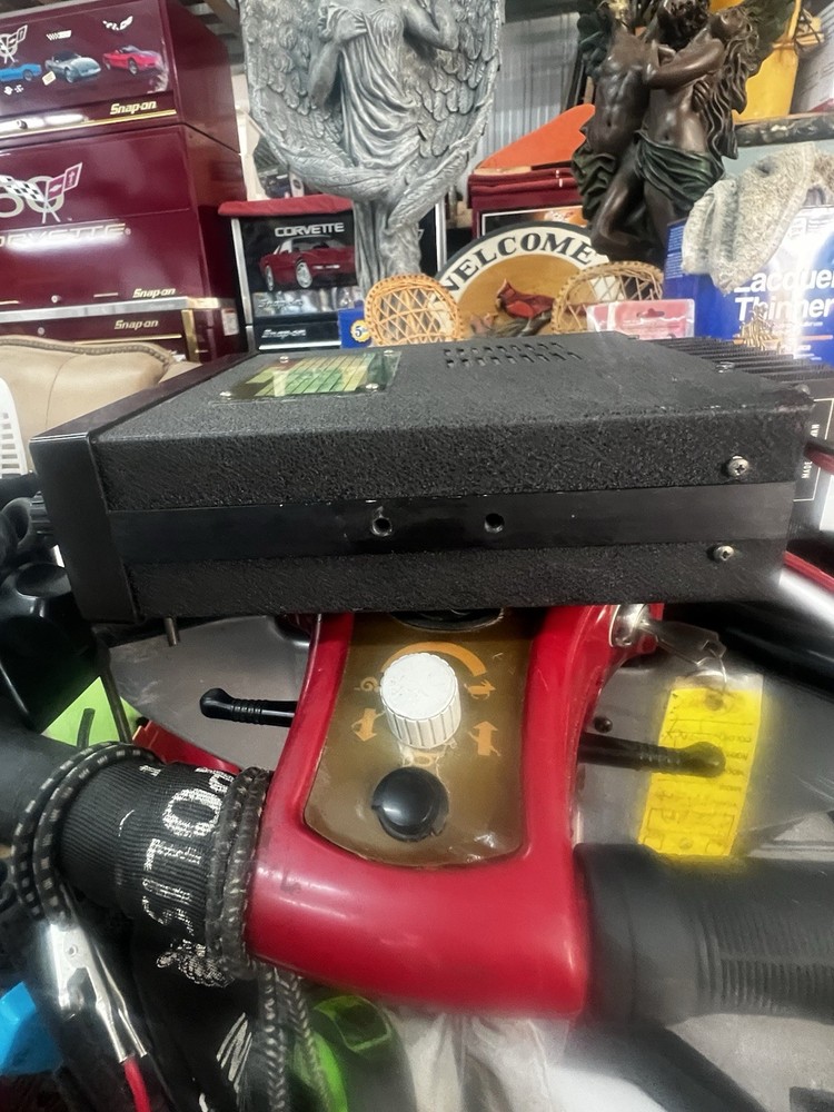 NEUTEC SM-1645L H W/ ORIGINAL MICROPHONE UNTESTED (. READ. ).