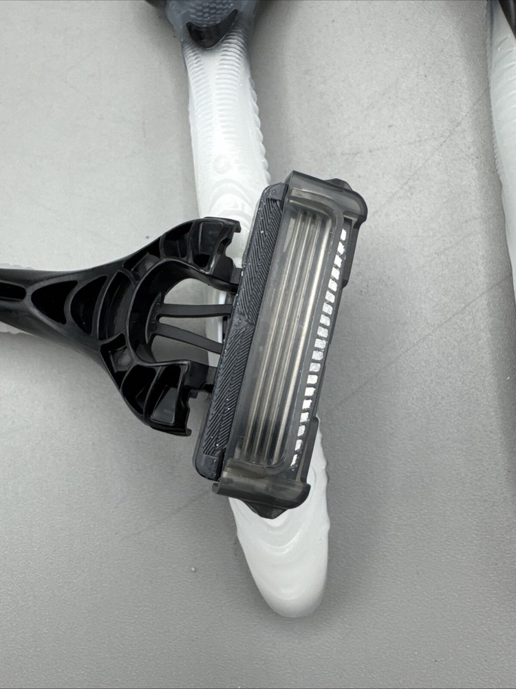 Axe Disposable Razor 3 PACK