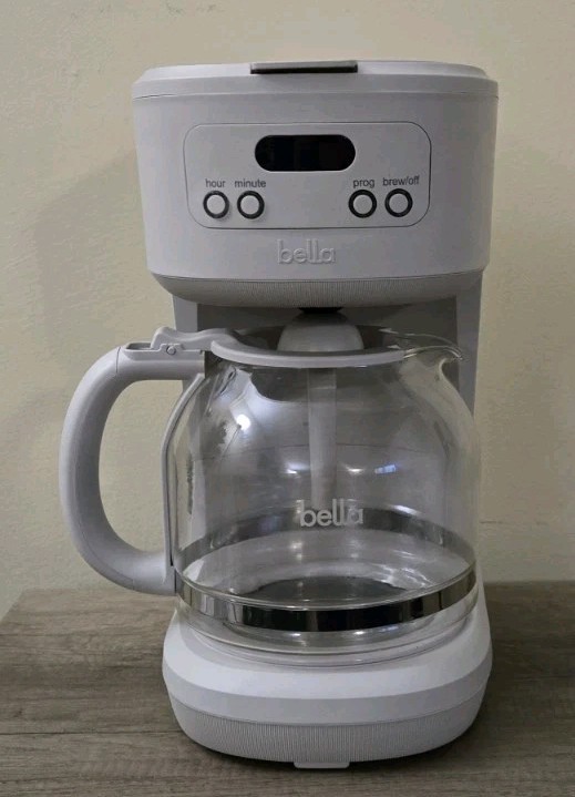 Bella 12 Cup Programmable Coffee Maker Digital Timer Clean Tested Works