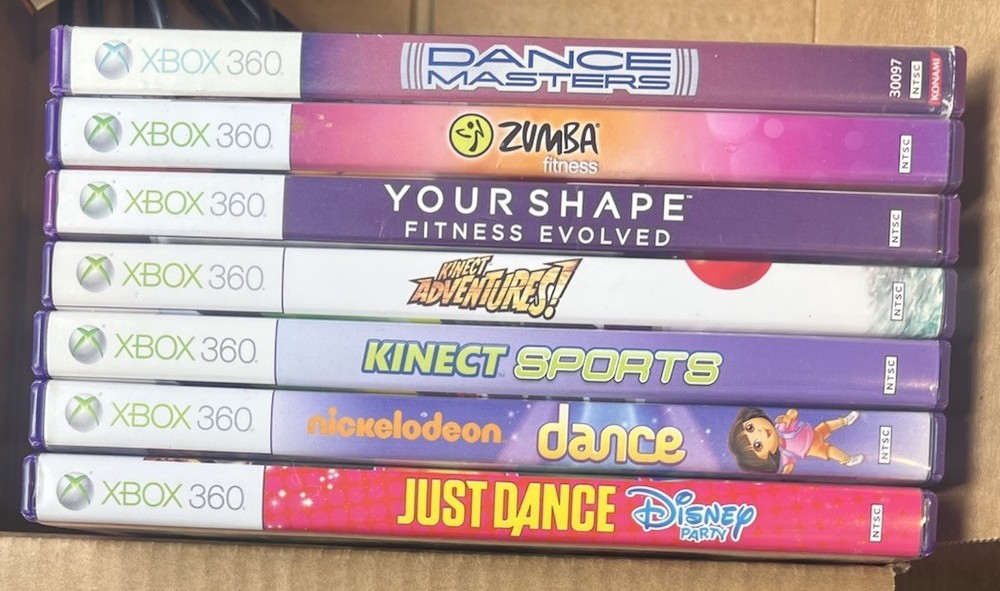 Xbox 360 Kinect Sensor Bar W/ 14 Games Lot/Bundle - Dance, Exercise, Fun