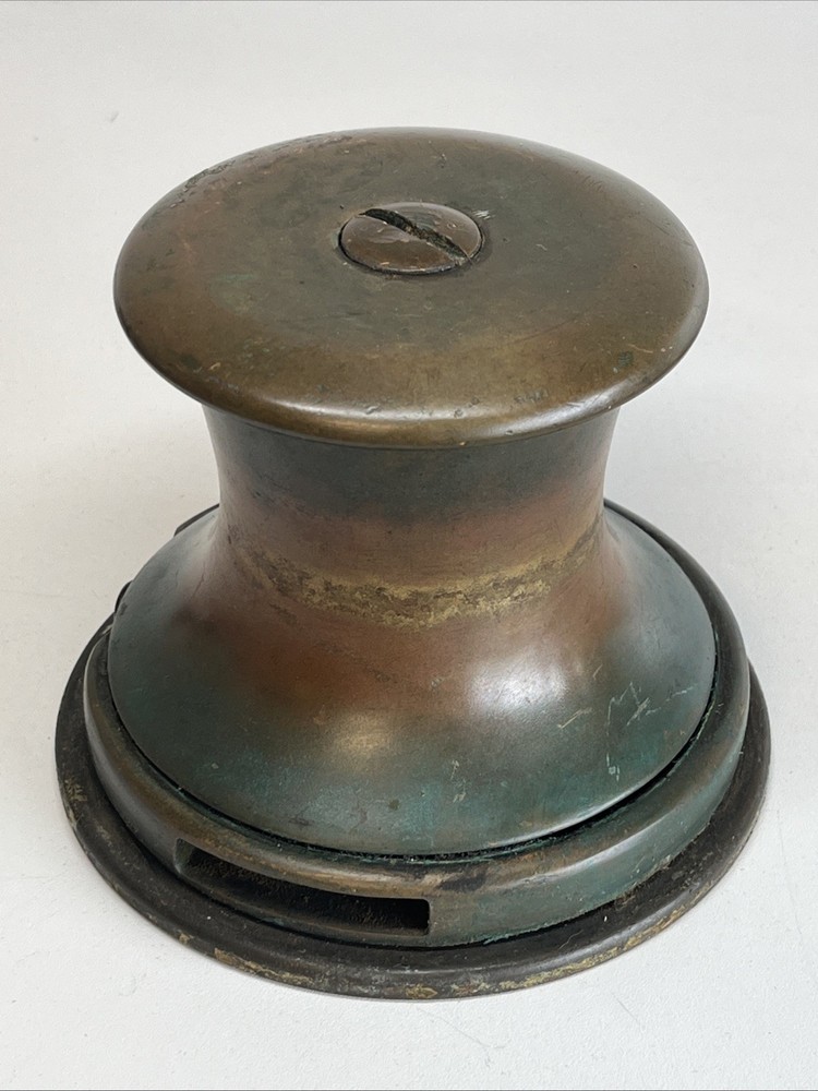 Bronze Sailboat Winch 6" Base Diameter-Flat Handle Style