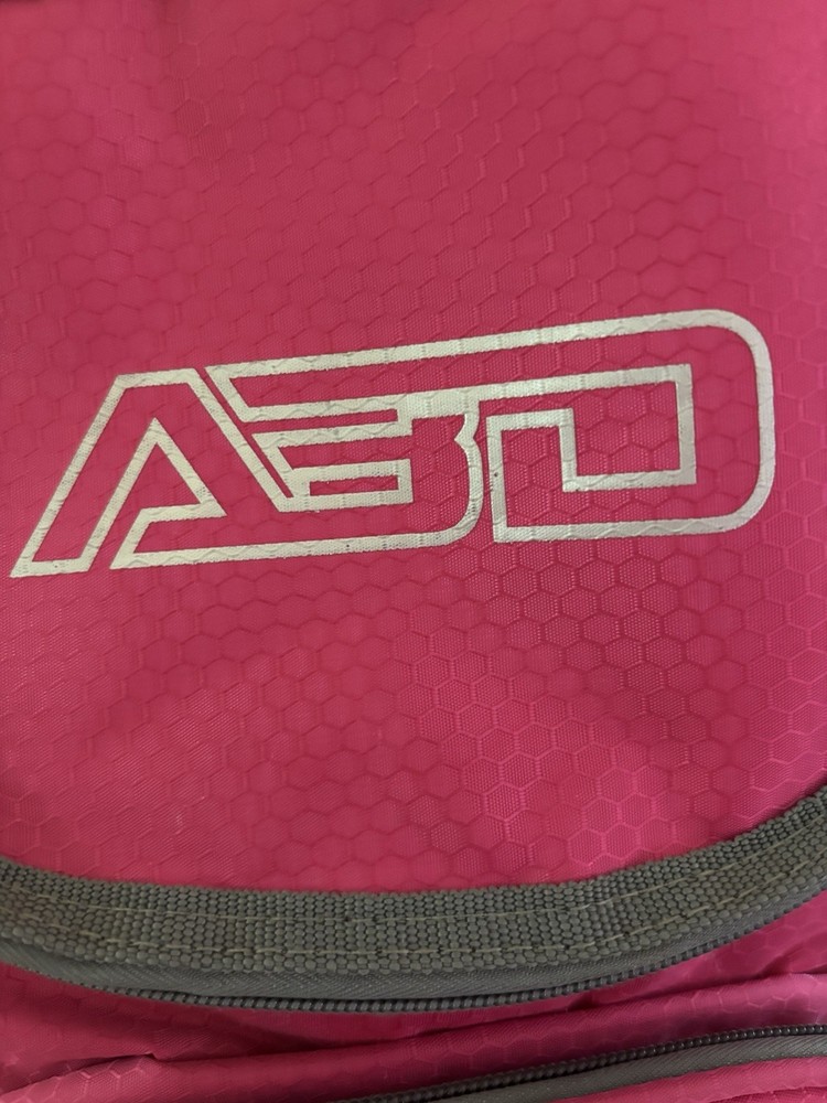 Large softball backpack 2 bats Backpack bag. Excellent Condition. Grey-pink.