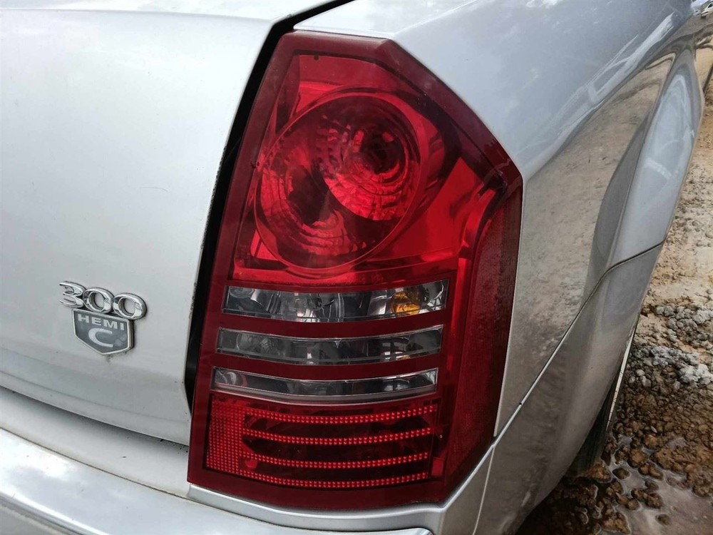 300 2006 Fuse Box Cabin 6556