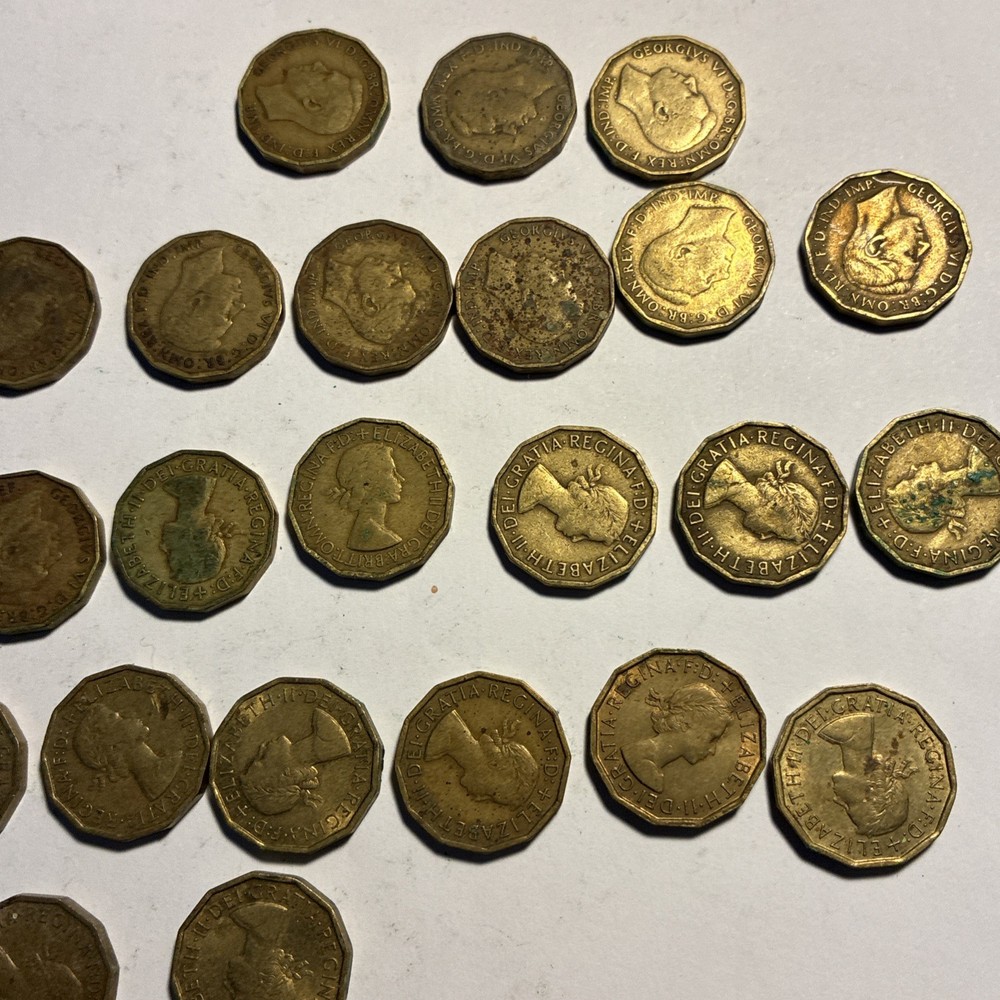 3d Pre Decimal Coins Bundle X 30. 1930’s Thru 60’s. Circulated.