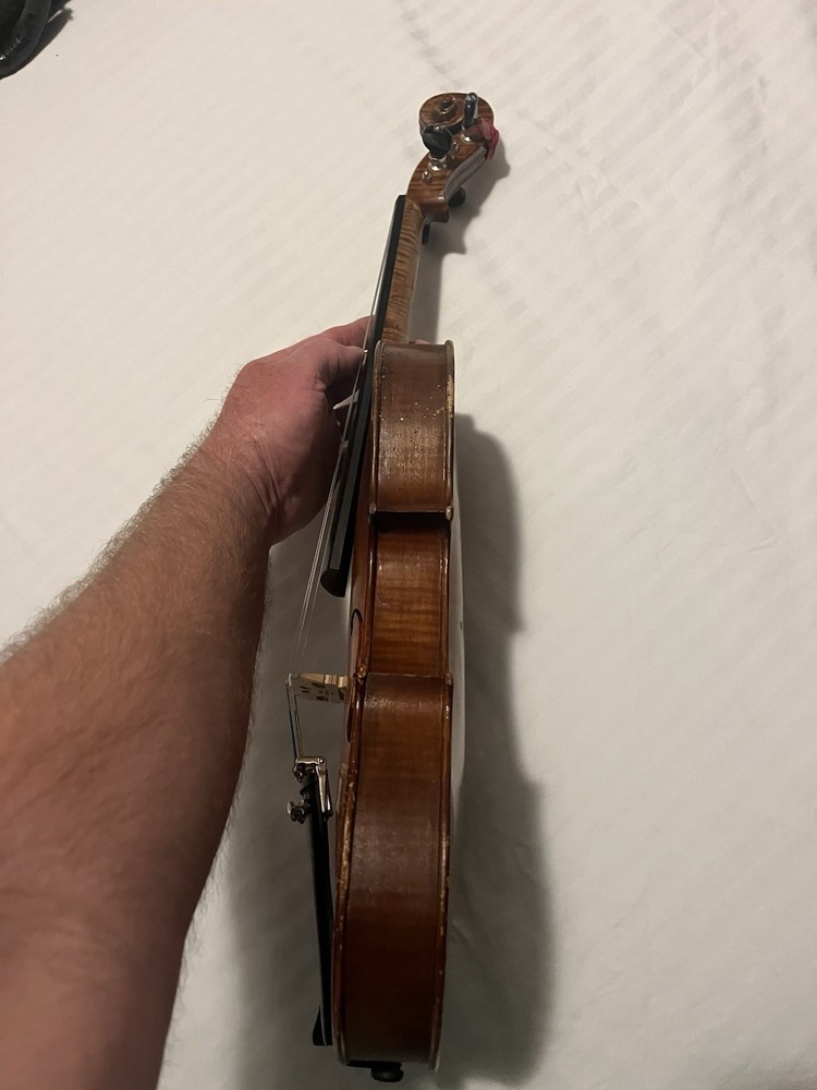 Authentic Edward B. Moss Fiddle No.32