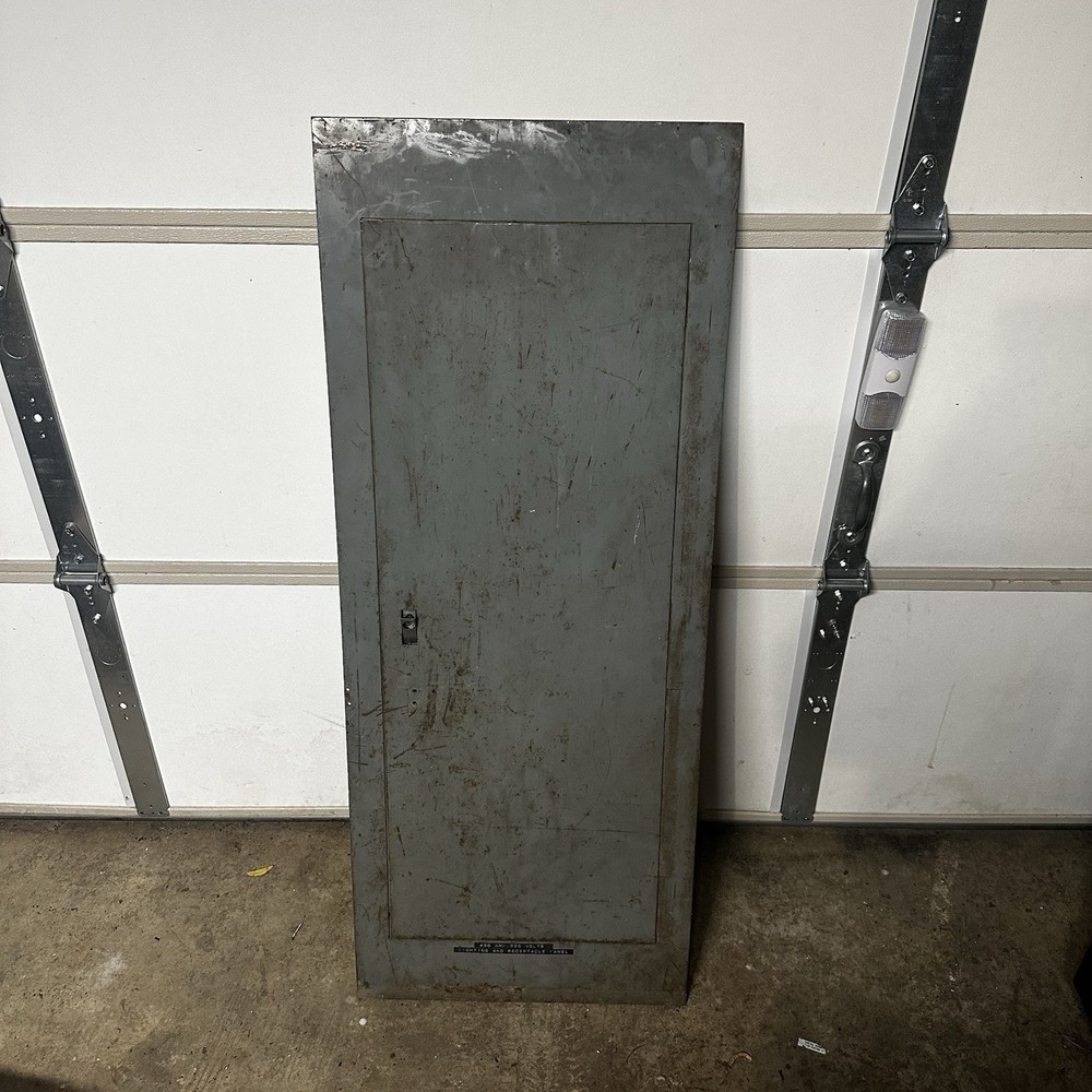 Sqaure D NQO 50-304-4M 3 panel cover