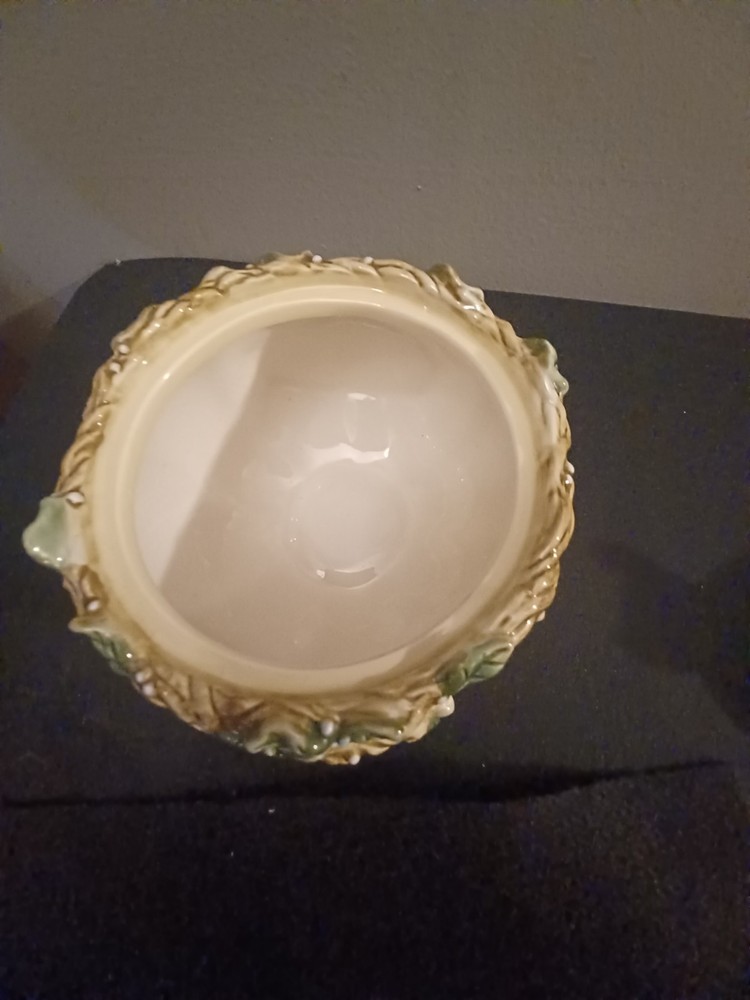 Beutiful Ceramic Sugar Bowl