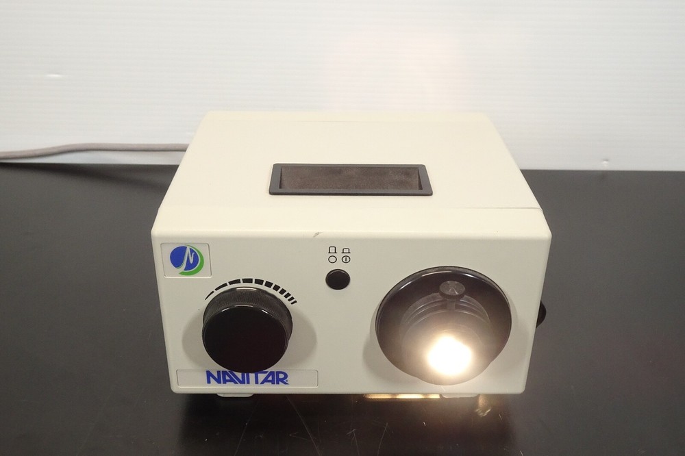 NAVITAR MO150 Fiber Optic Light Source