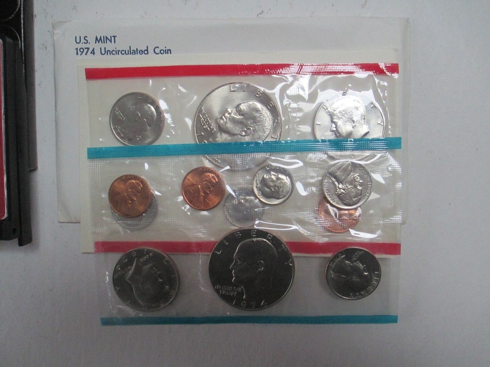 Proof & Mint Sets (1971, 1972, 1973, 1974) 8 Items