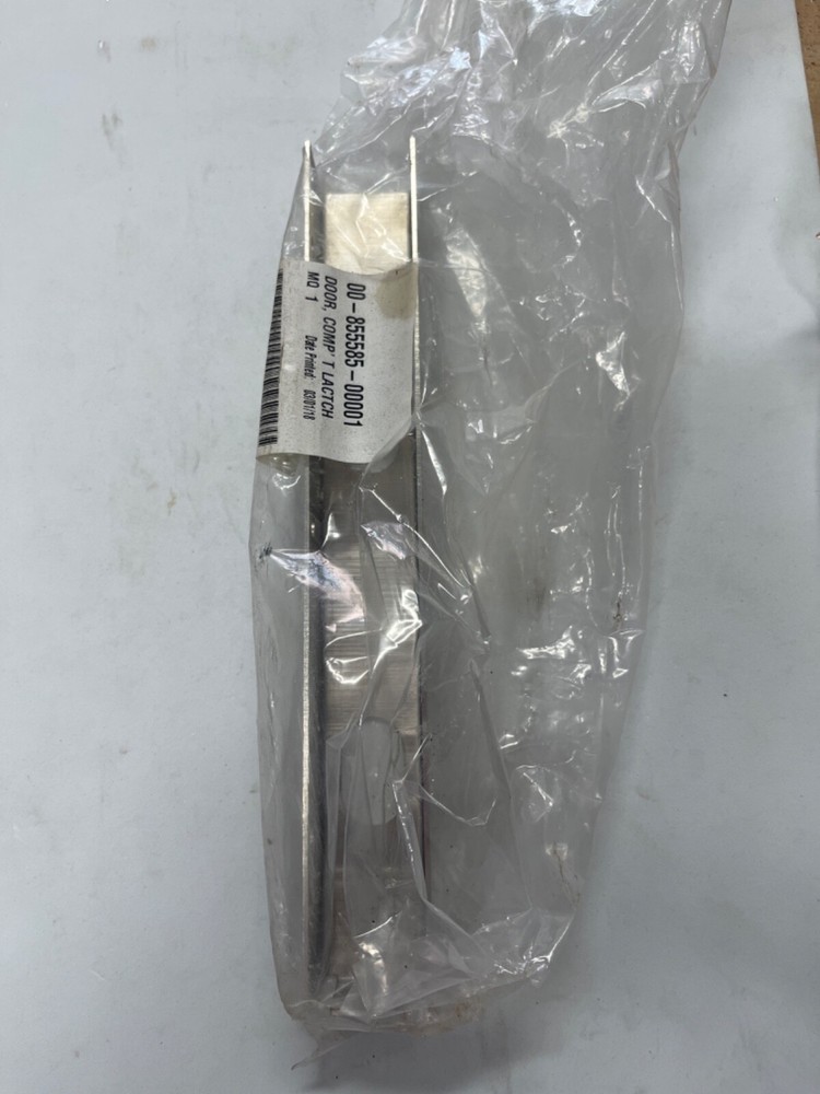 00-855584-00001 DOOR, COMPT LATCH BRACKET WELD HOBART