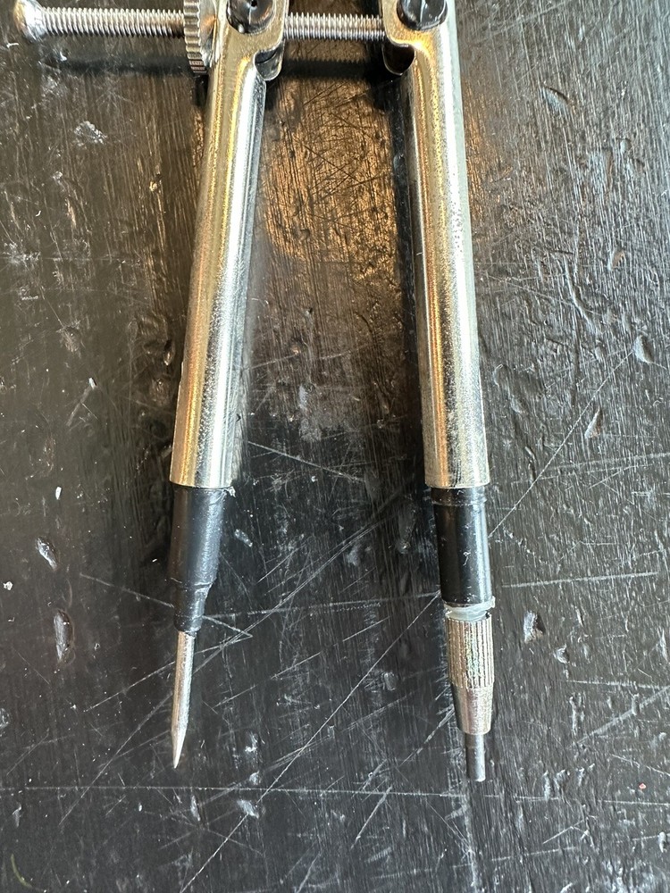 Vintage Bow Compass Made In Taiwan