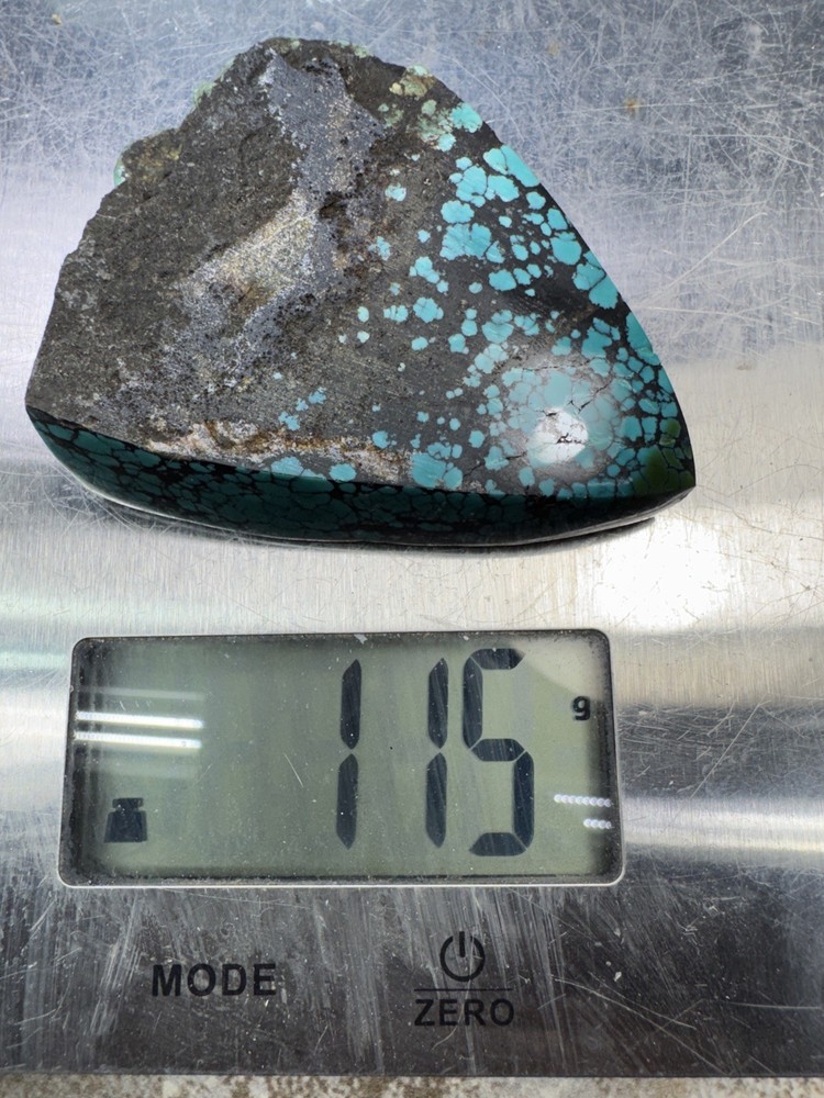 Hubei turquoise stabilized great cloud mountain solid spiderweb nugget