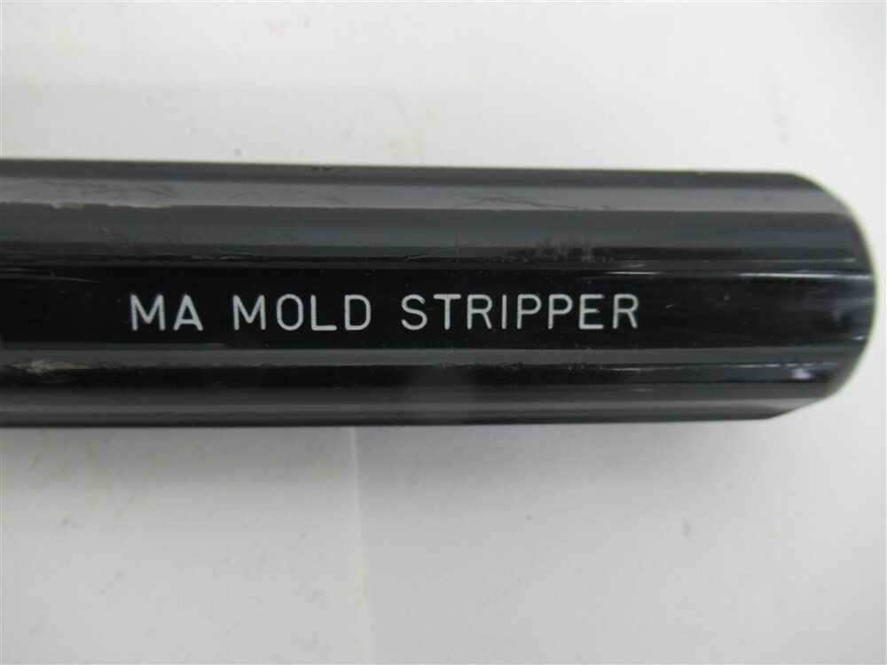 MA Screwdriver Style Mold Stripper