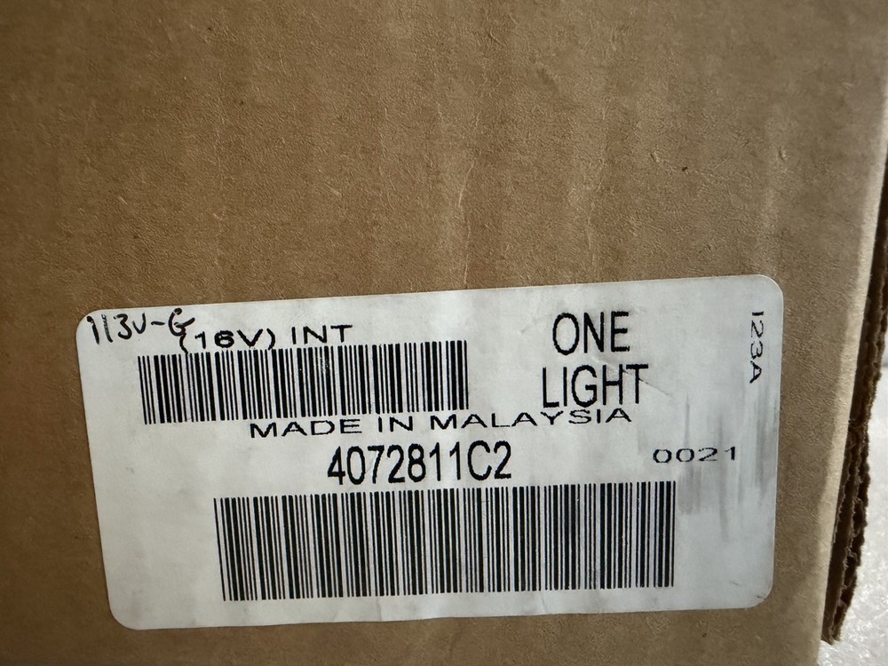 International 4072811C2 Lamp,Light, Dome