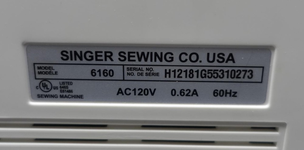 Singer 6160 Computerized 60 Stitch Sewing Machine+Manual/Accessories Test/Works