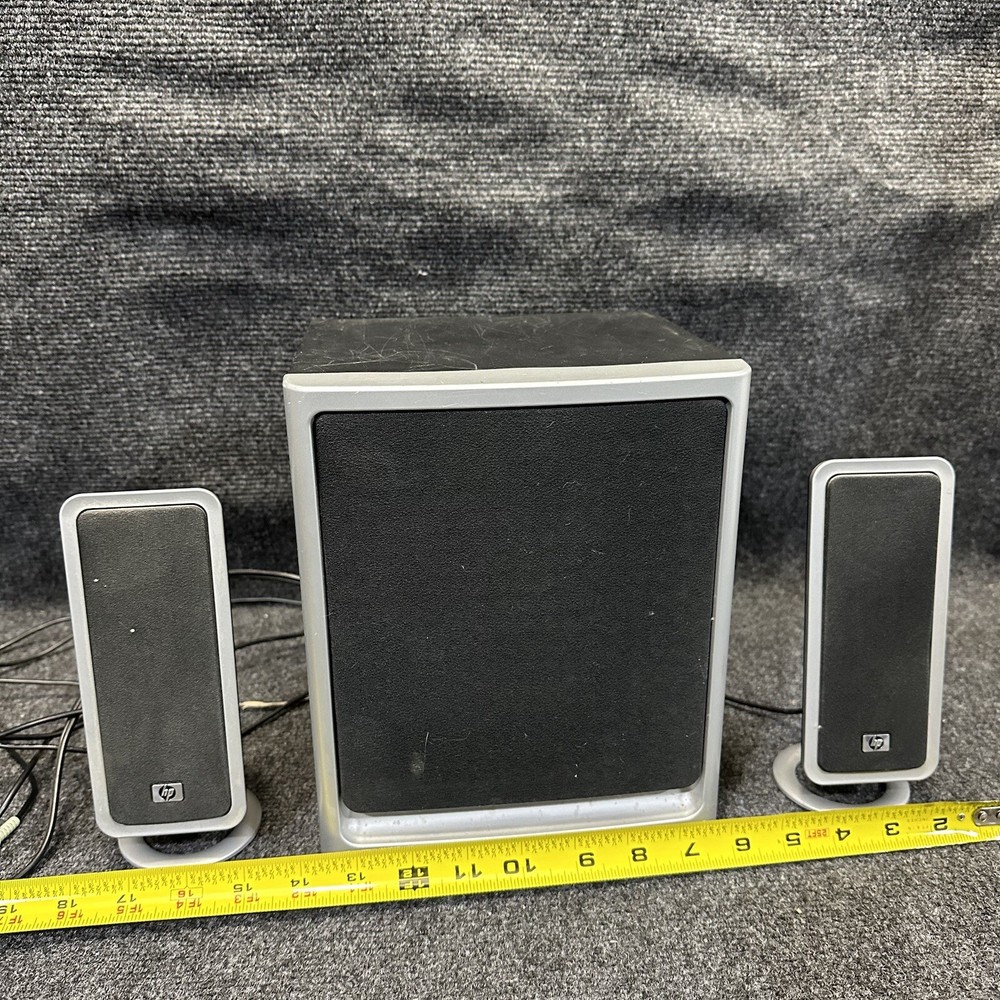 HP ED808AA 60w 3 PC Computer Speaker System w/ Powered Subwoofer & Wired Remote