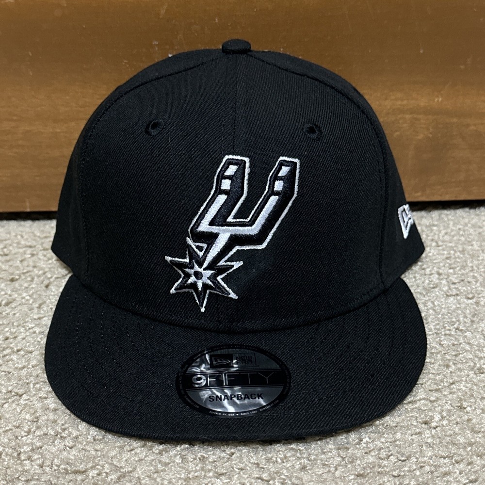 New Era 9Fifty San Antonio Spurs Basic Black/White Adjustable Snapback NBA Hat