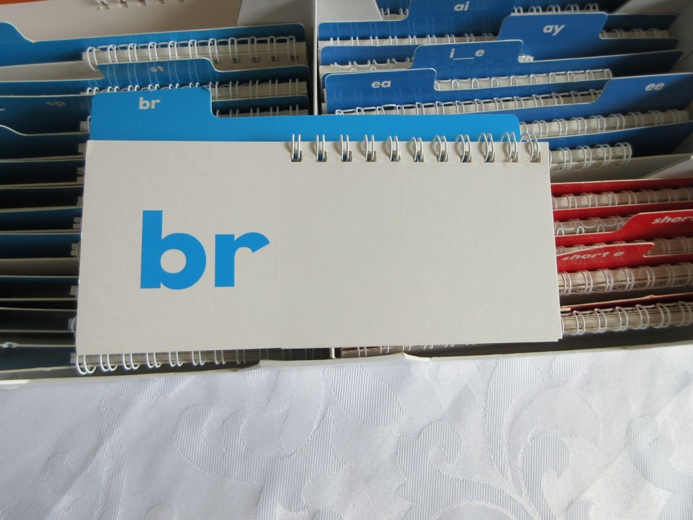 Lakeshore Phonics Color-Coded Flip Books - Grades 1-2 - EUC, COMPLETE