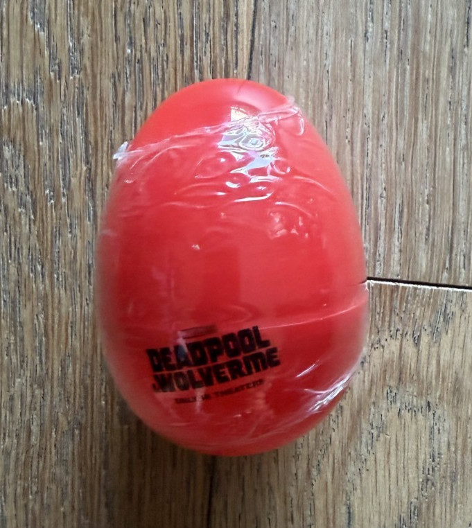 Deadpool Best Friends Necklace inside the Claw Machine Egg Sealed BFF