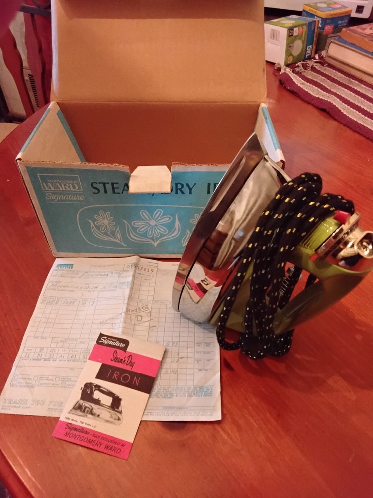 Montgomery wards iron avocado 🥑