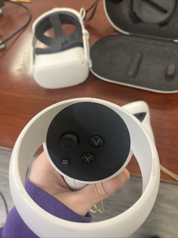 Oculus Quest 2 Bundle