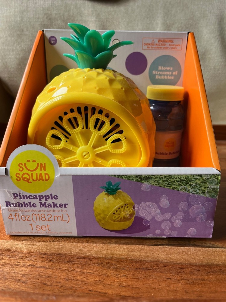 Bubble Maker - Sun Squad™ Pineapple - Battery Bubble Blower - New in Box