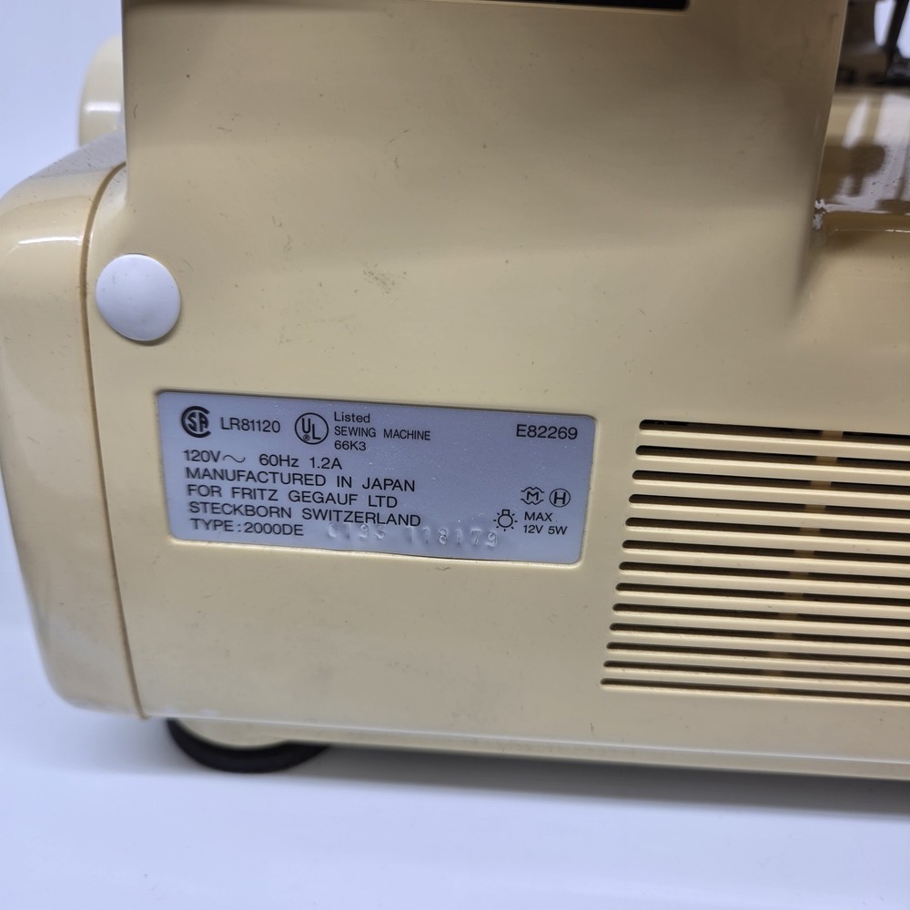 Bernina 2000DCE Sewing Machine Serger Vintage WORKS With String .