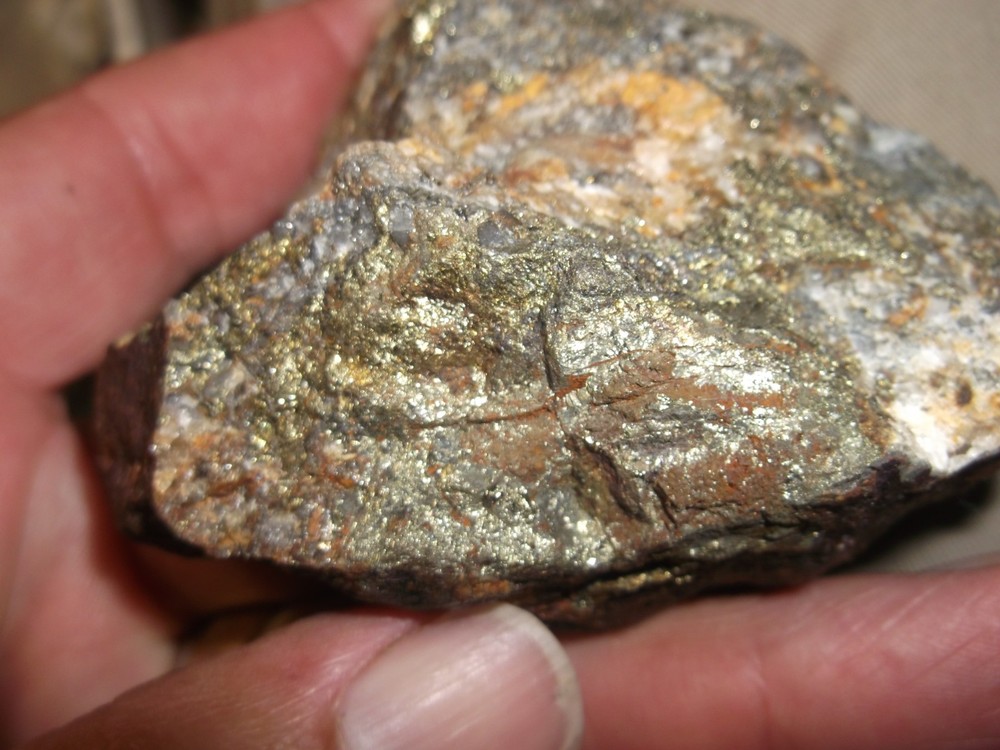Gold, silver, copper, 239 grams samples ,ore high grade .
