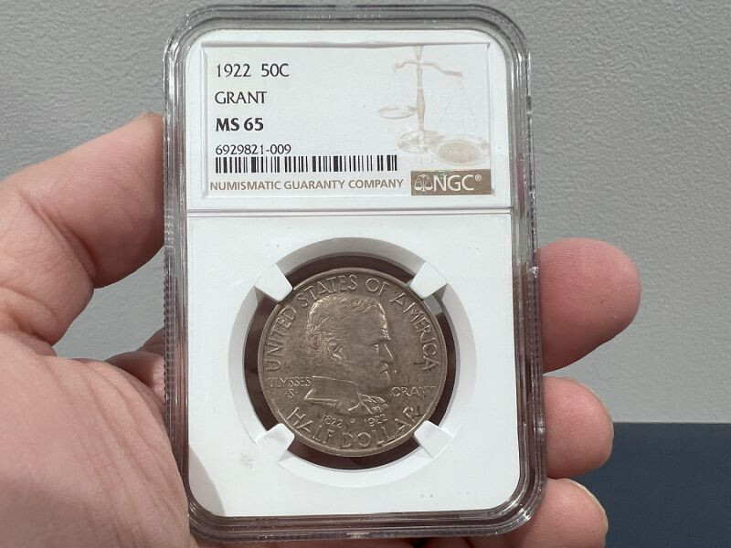 1922 50c GRANT NGC MS65 (DBJ)