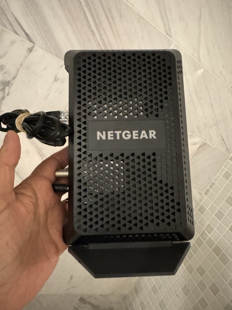 NETGEAR CM600 Docsis 3.0 High Speed Cable Modem box