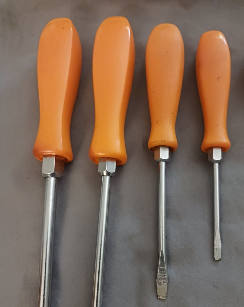 Vintage Matco Tools 8pc Orange Hard Handle Screwdriver Set SDM