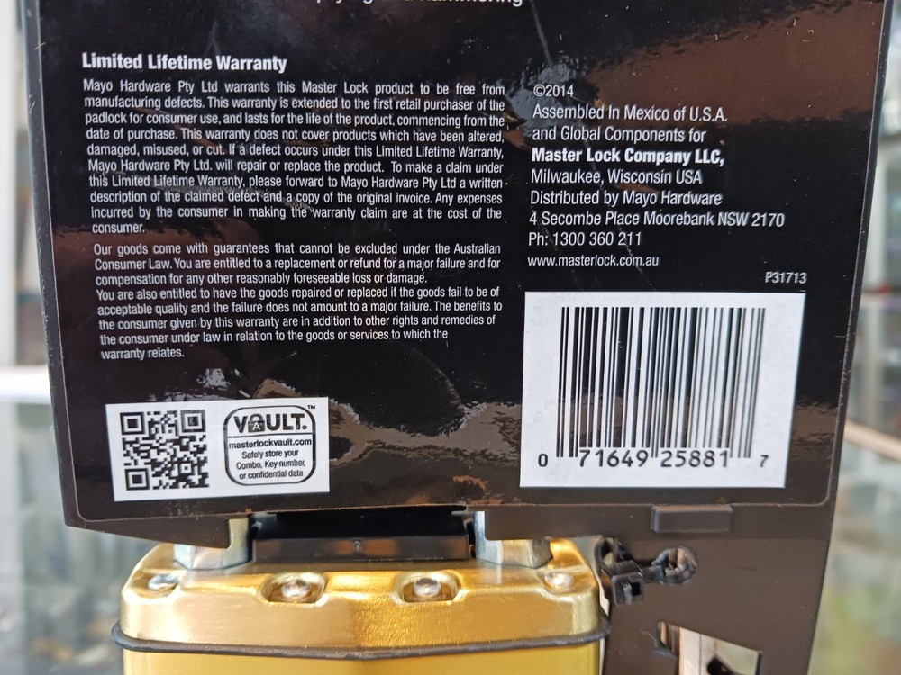 MASTER LOCK PADLOCK EXCELL 32mm OCTAGONAL BORON CARBINE SHACKLE LAMINATED