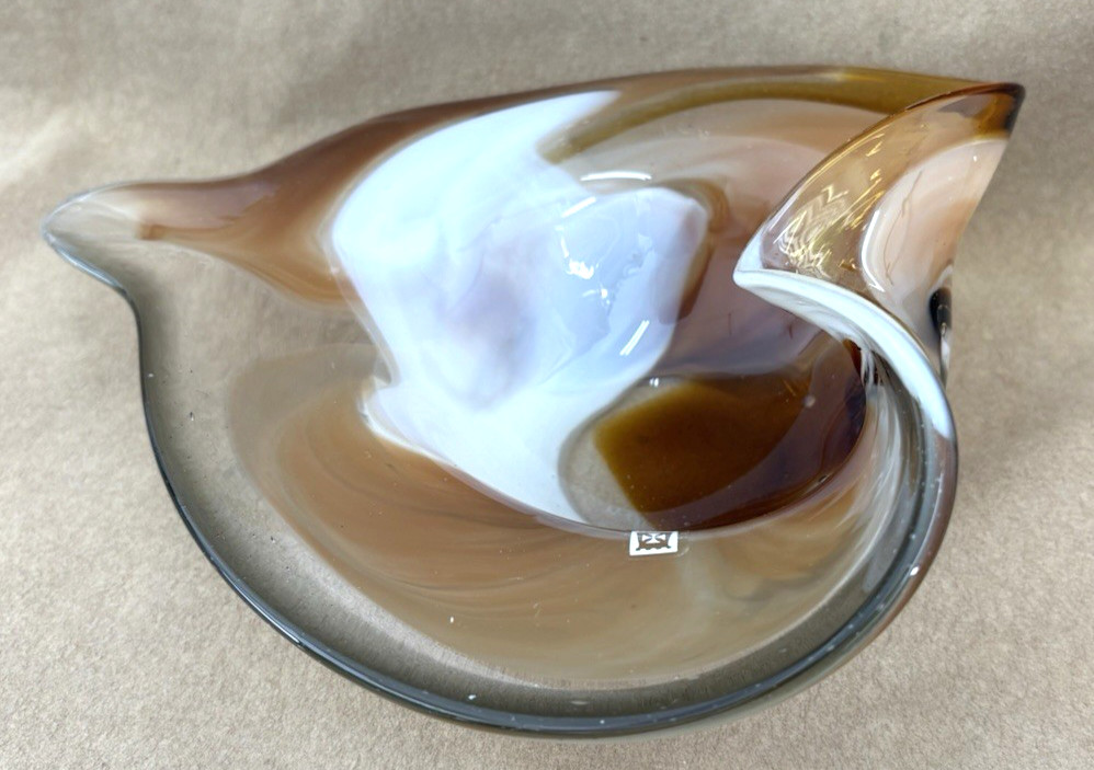 Mdina Art Glass "Leaf Bowl"