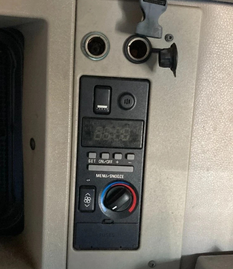 Volvo VNL Left/Driver Sleeper Control - Used