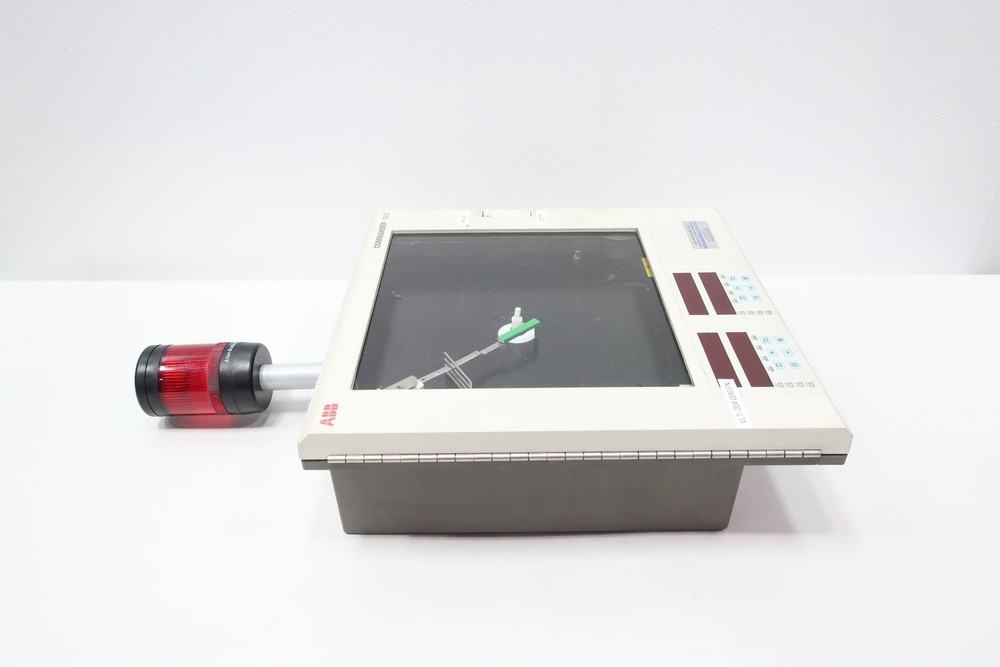 Abb 1914JA001100000STD Commander 1900 Chart Recorder