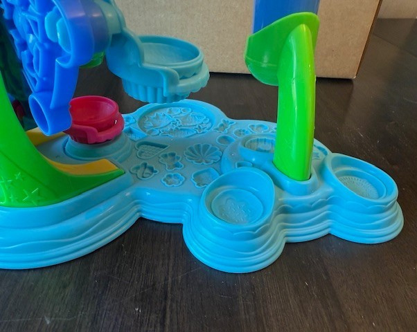 Play-Doh Cupcake Celebration Set - Discontinued Design