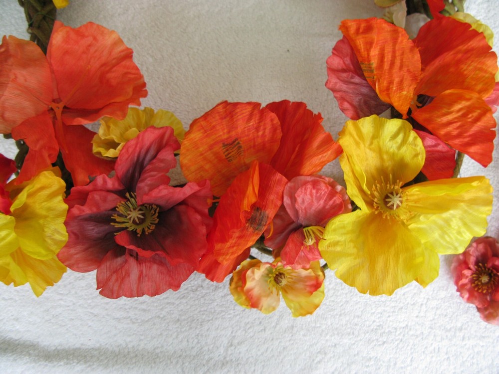 SQUARE FLORAL WREATH
