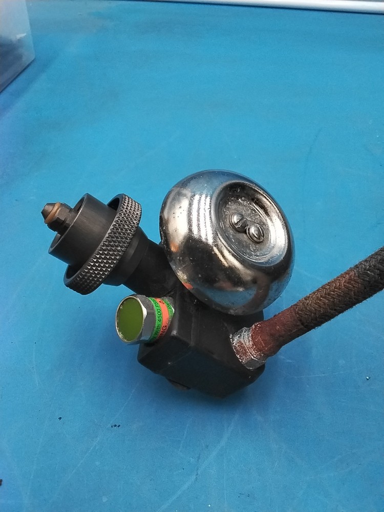 MSA Frame Bottle Cylinder Tank Holder Strap Harness Back Plate