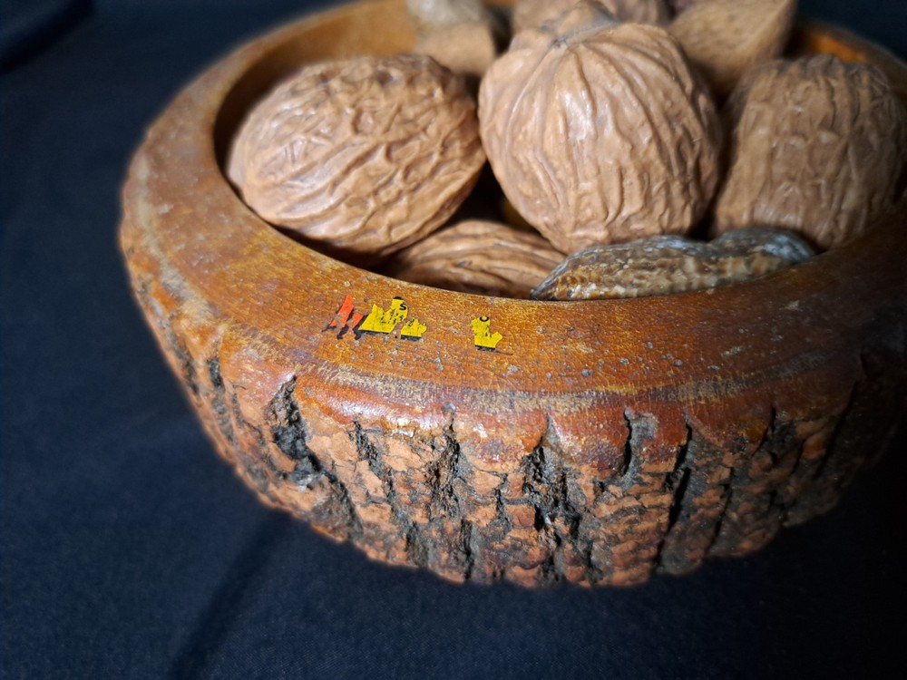 VTG Ellwood Rusticware Nutcracker Tree Bark Bowl w/ Utensils & Nuts