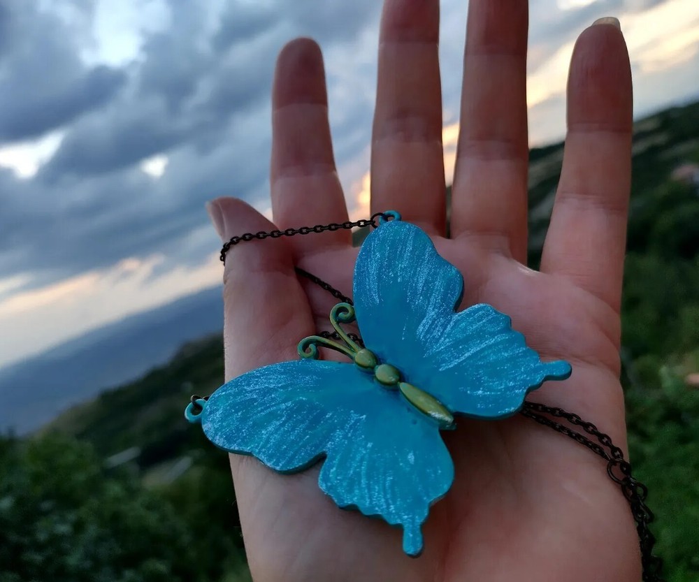 vintage baterfly pendant with chain