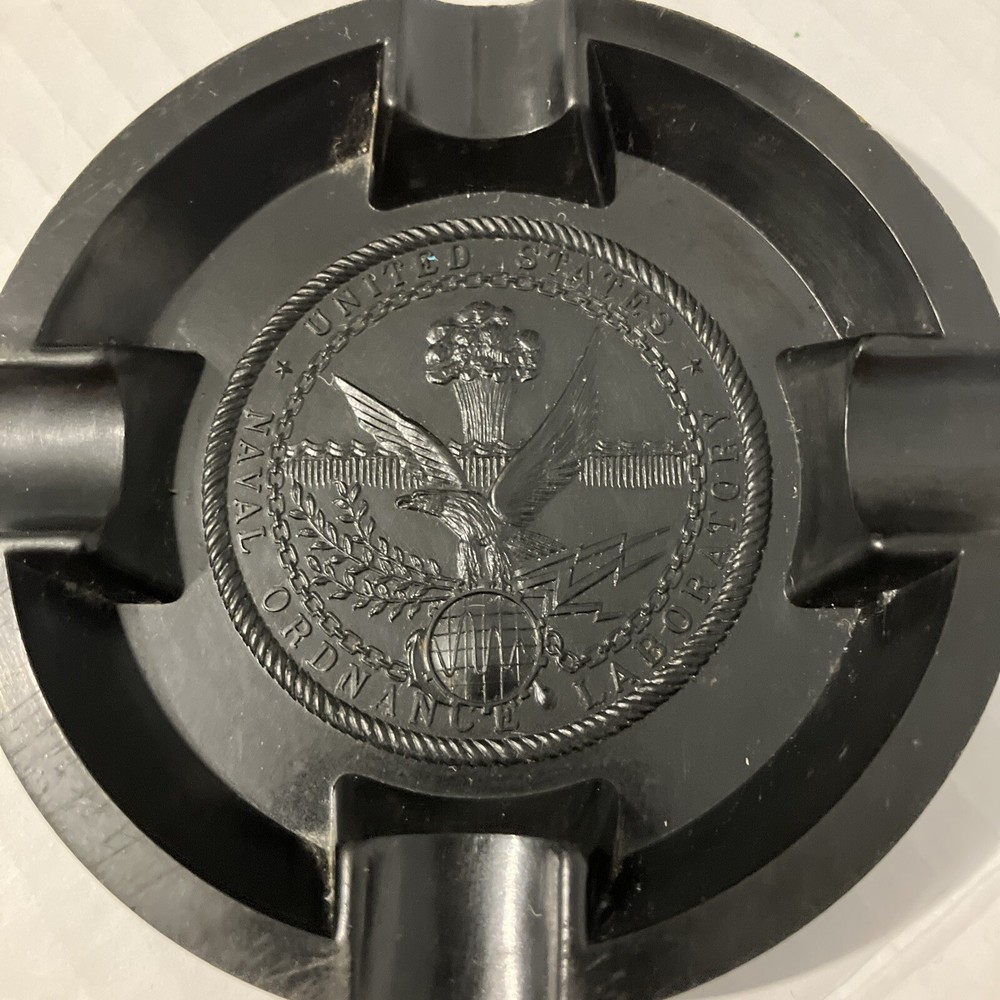 US NAVAL ORDNANCE LABORATORY BAKELITE ASHTRAY POSSIBLY WWII