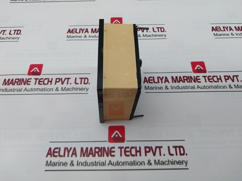 RS 312-915 Analog Voltmeter FSD. 0/500V