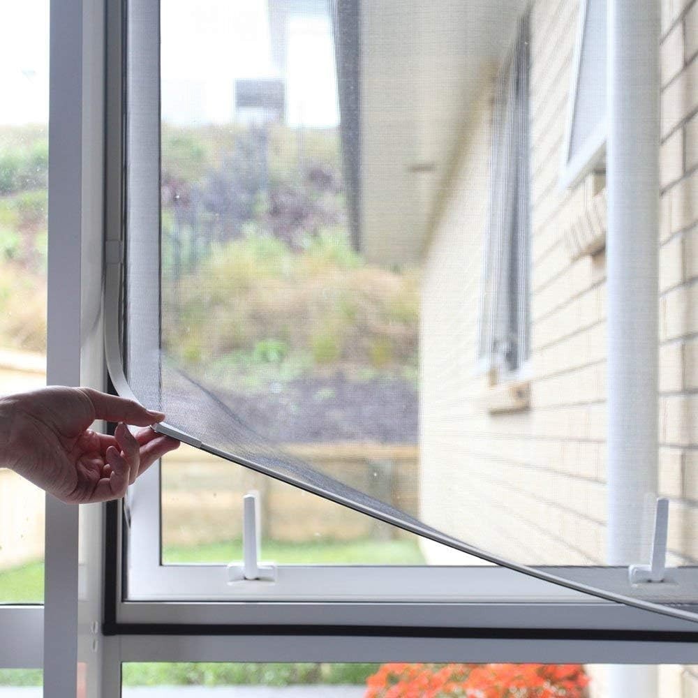 Magnetic Window Screen - Adjustable Size