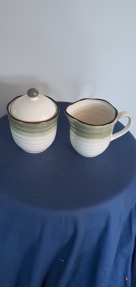 Sango Chromatic Black Creamer And Sugar