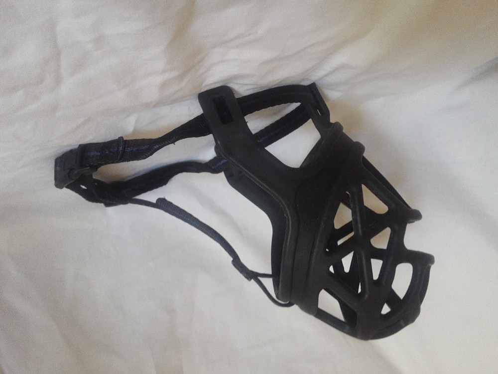 LILI Mascata Dog Muzzle Size 5