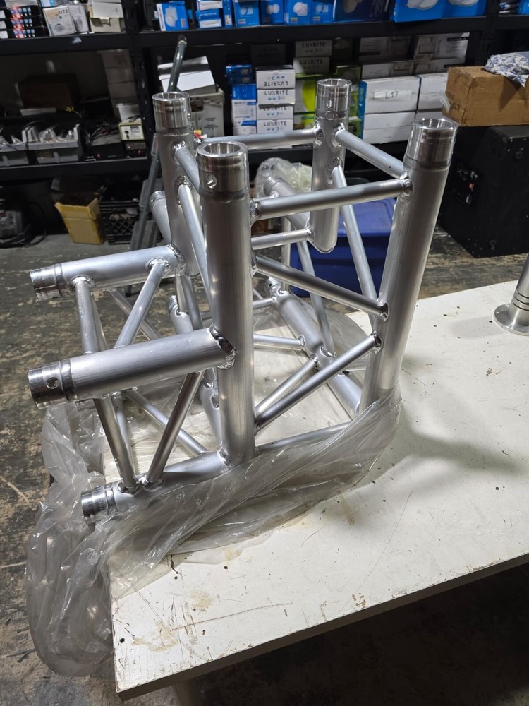 3 Way Corner Quad Truss 290mm - 90°